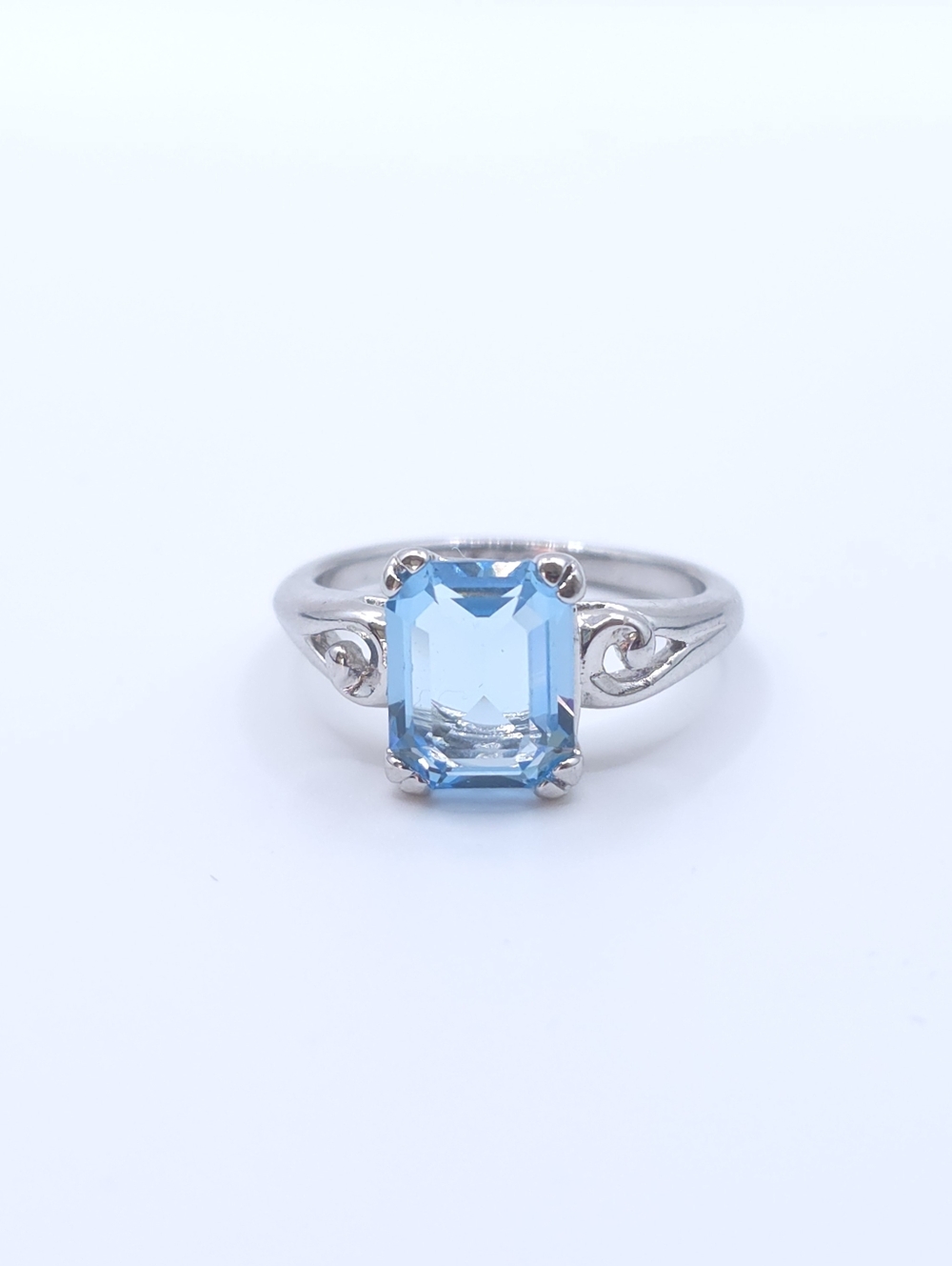 Vintage Avon Blue Emerald Cut Ring Size 7 Silver Tone